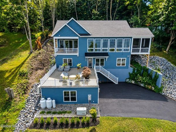 91 Rodgers Lane, Saratoga Springs, NY 12866
