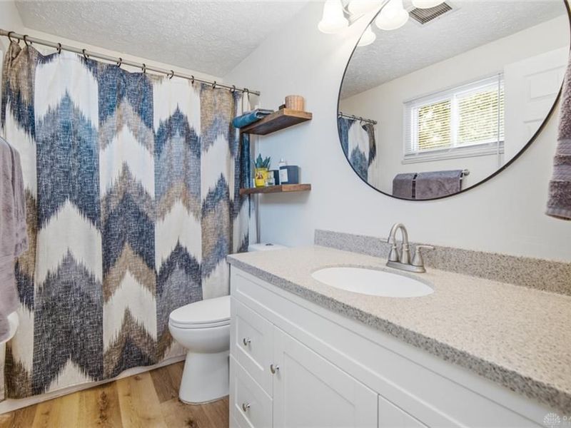 7028 Safari Drive, Huber Heights, OH 45424 Photo 17