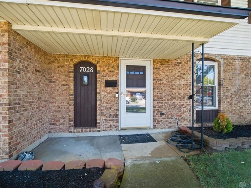 7028 Safari Drive, Huber Heights, OH 45424 Photo 36