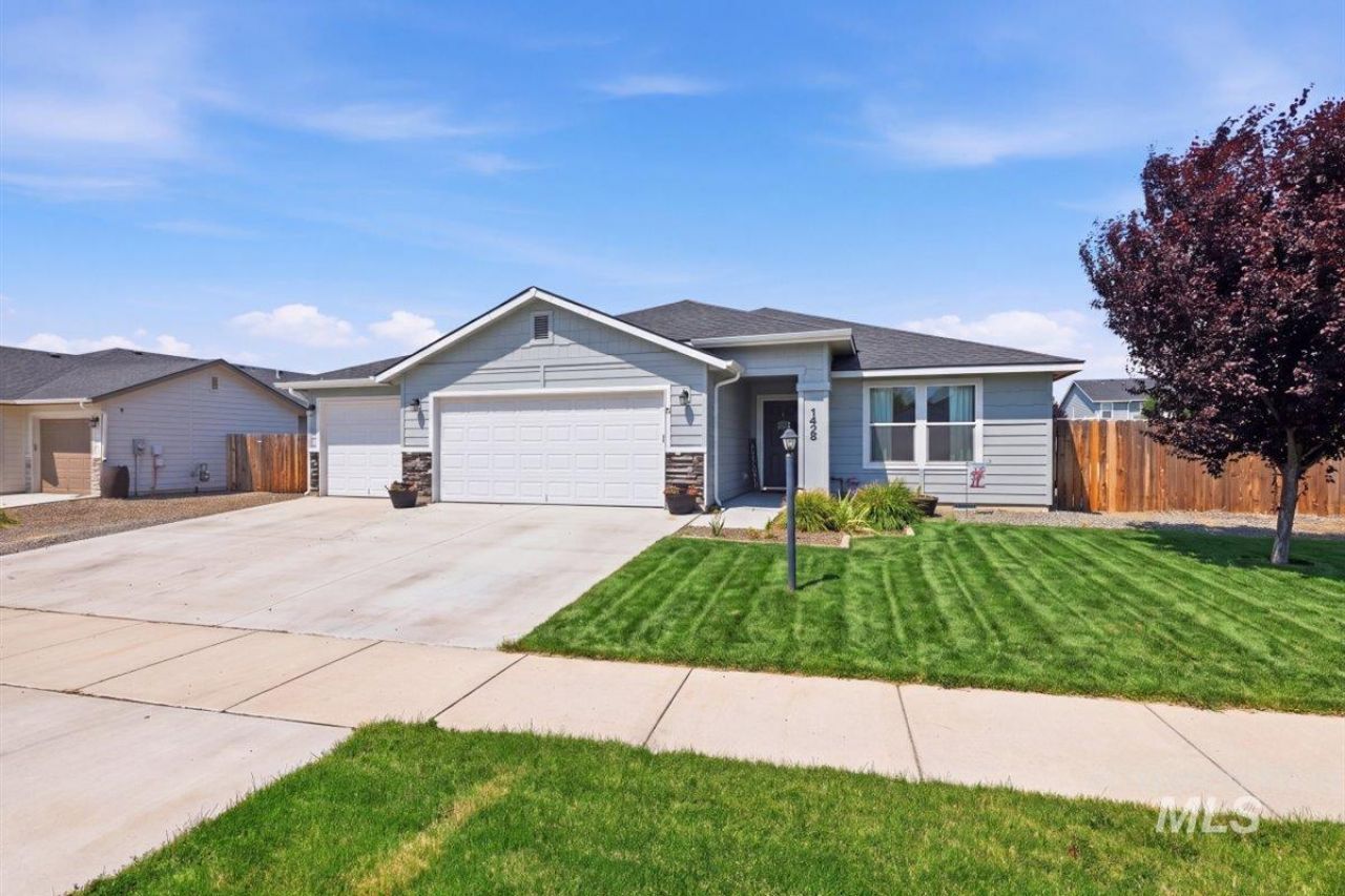 1428 Gold St, Middleton, ID 83644 Main Photo