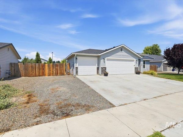 1428 Gold St, Middleton, ID 83644
