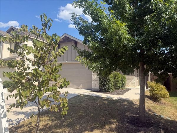 217 La Dera DR, Liberty Hill, TX 78642