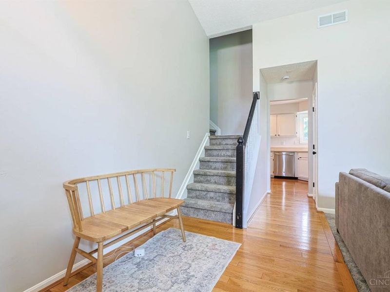 212 Pincay Court, Loveland, OH 45140 Photo 5