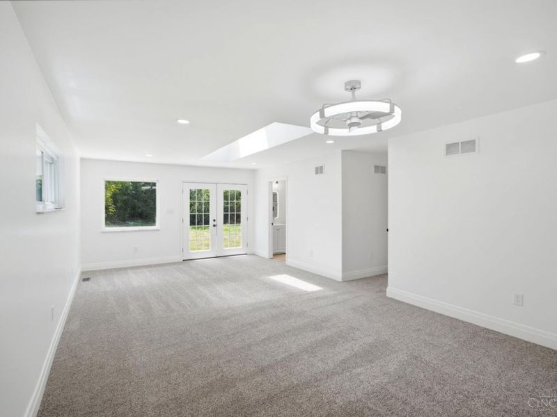 1659 Devils Backbone Road, Cincinnati, OH 45233 Photo 19