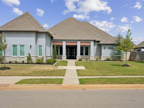 5700 Copper Stone Court, Mustang, OK 73064