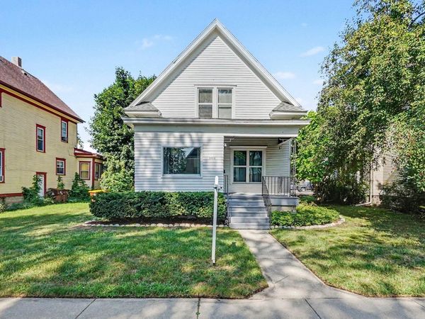 1014 S University Avenue, Mount Pleasant, MI 48858