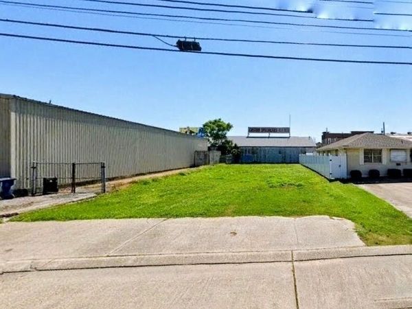2829 ATHANIA Parkway , Metairie, LA 70002