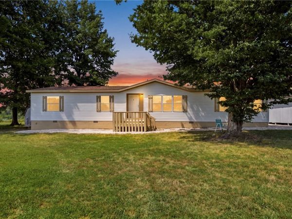 11575 Berry Bates Lane , Bentonville, AR 72712