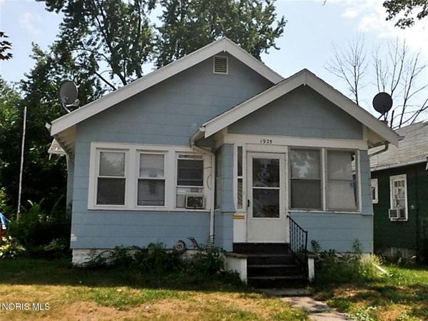 1925 Fairfax Road , Toledo, OH 43613