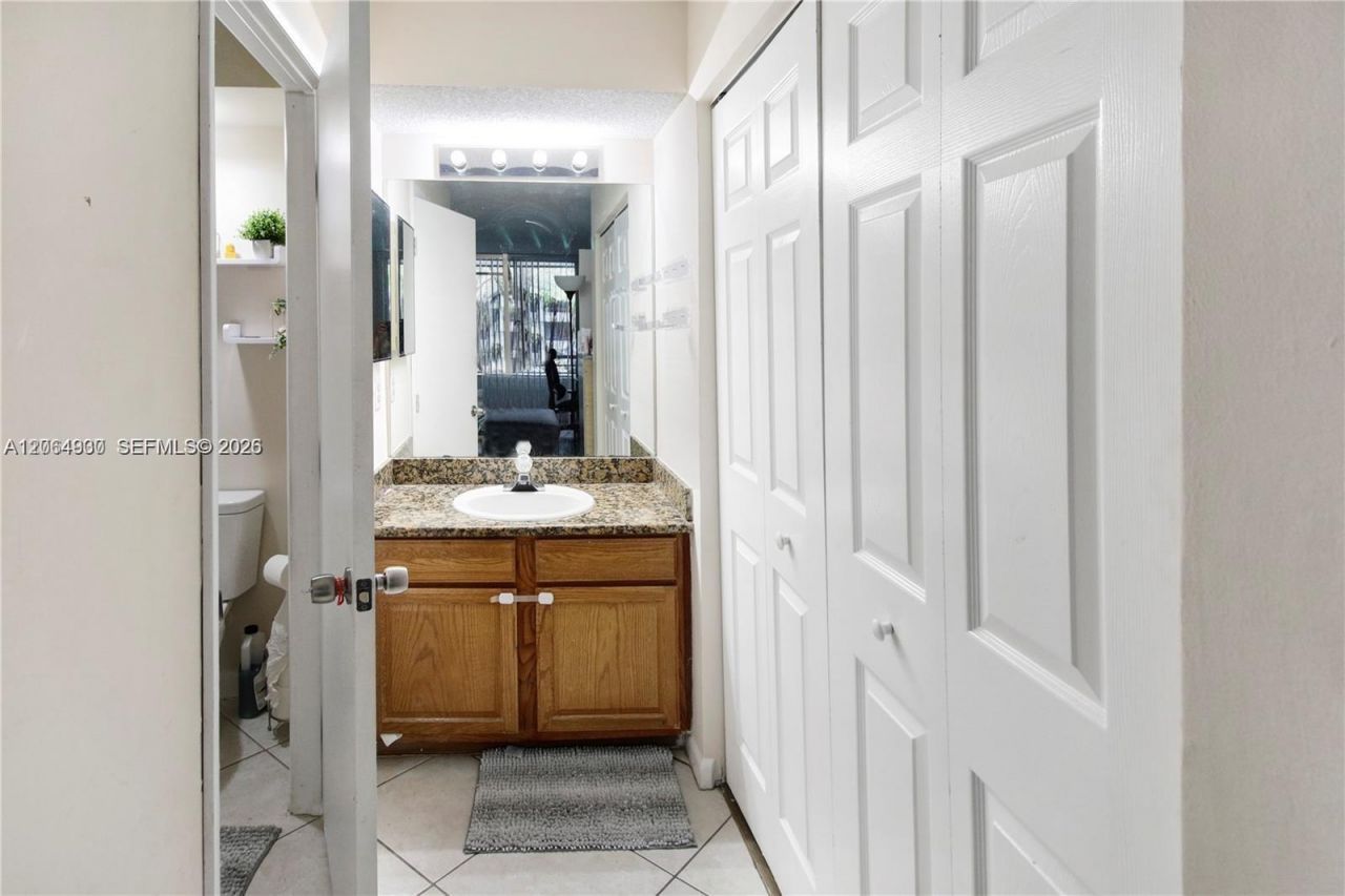 831 Lyons Rd , Unit 23101, Coconut Creek, FL 33063 Photo