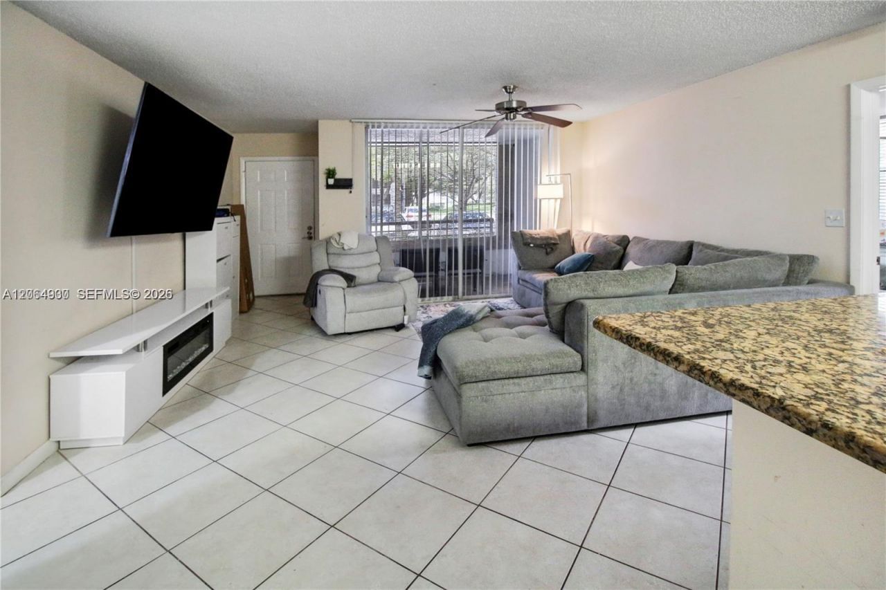 831 Lyons Rd , Unit 23101, Coconut Creek, FL 33063 Photo