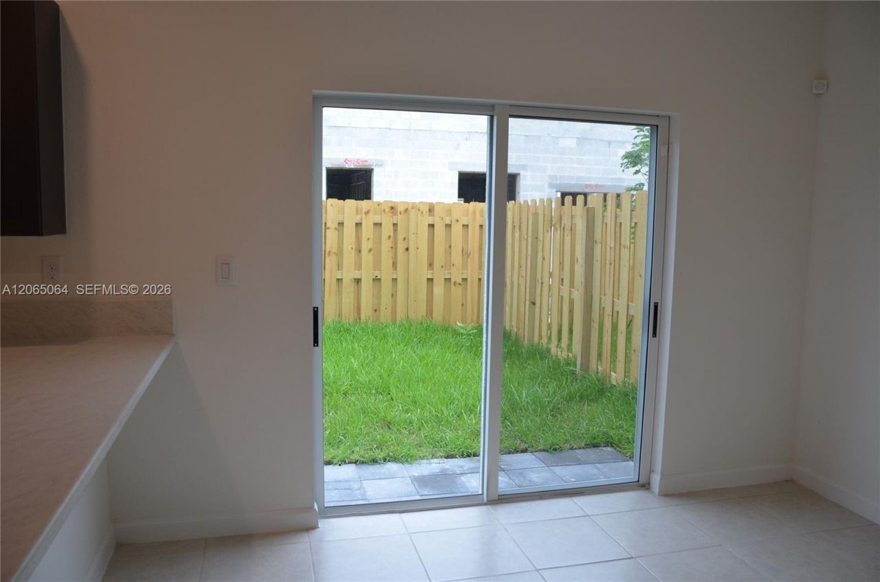1801 SE 27th Ter, Homestead, FL 33035 Photo
