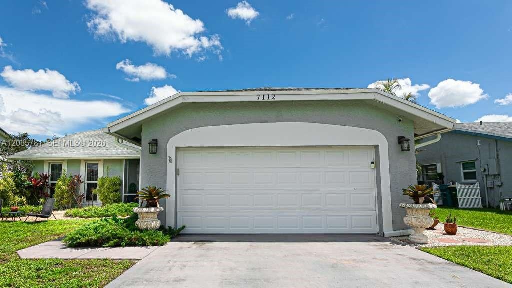 7112 NW 107th Ave, Tamarac, FL 33321 Photo