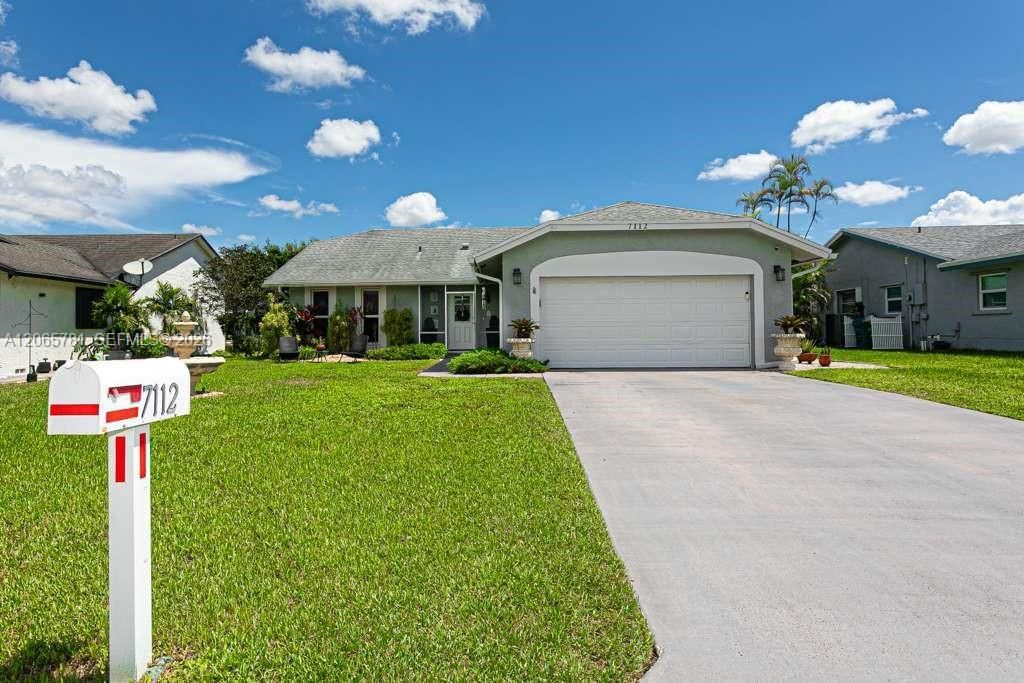 7112 NW 107th Ave, Tamarac, FL 33321 Photo