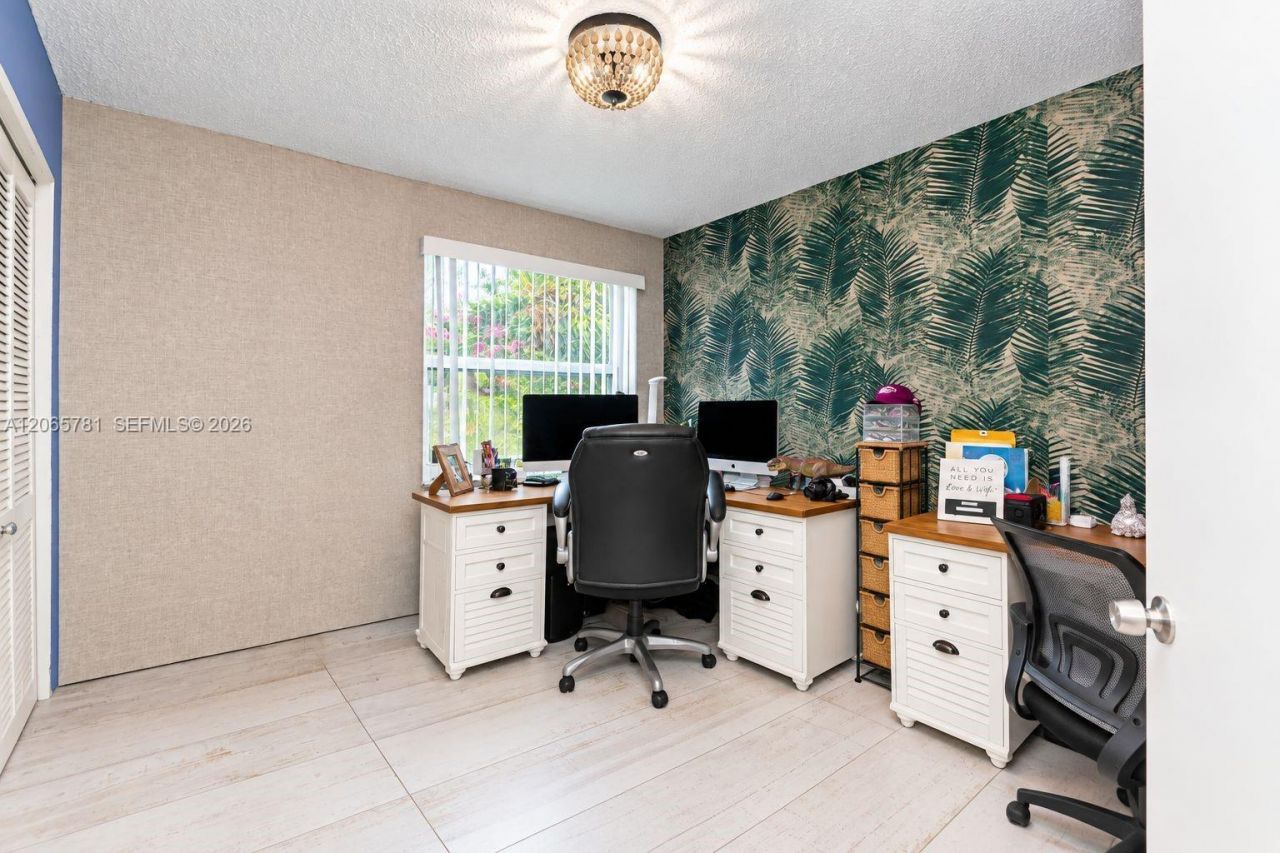 7112 NW 107th Ave, Tamarac, FL 33321 Photo