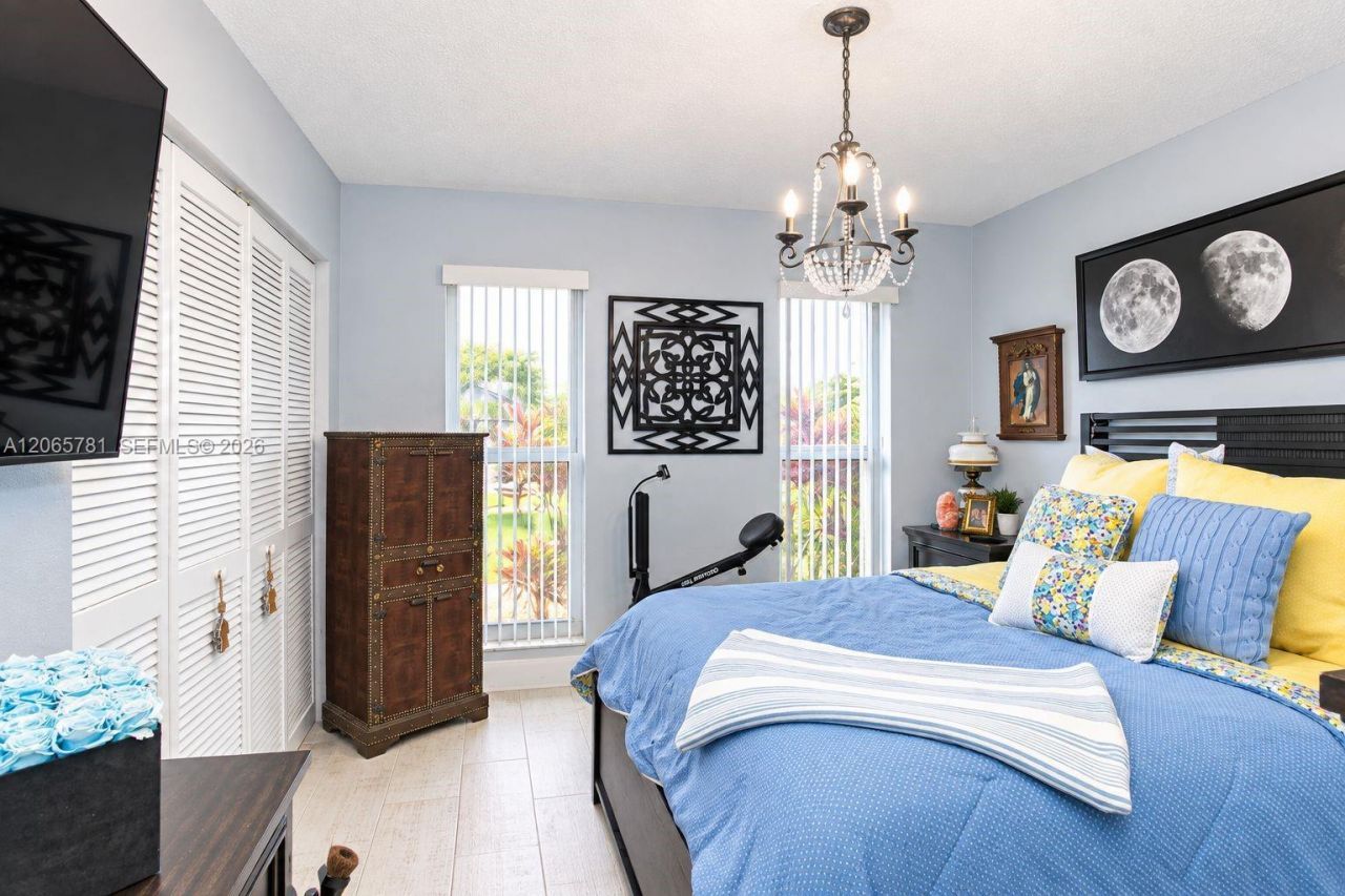 7112 NW 107th Ave, Tamarac, FL 33321 Photo