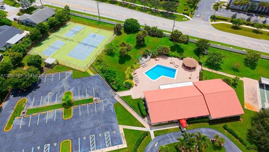 7112 NW 107th Ave, Tamarac, FL 33321 Photo
