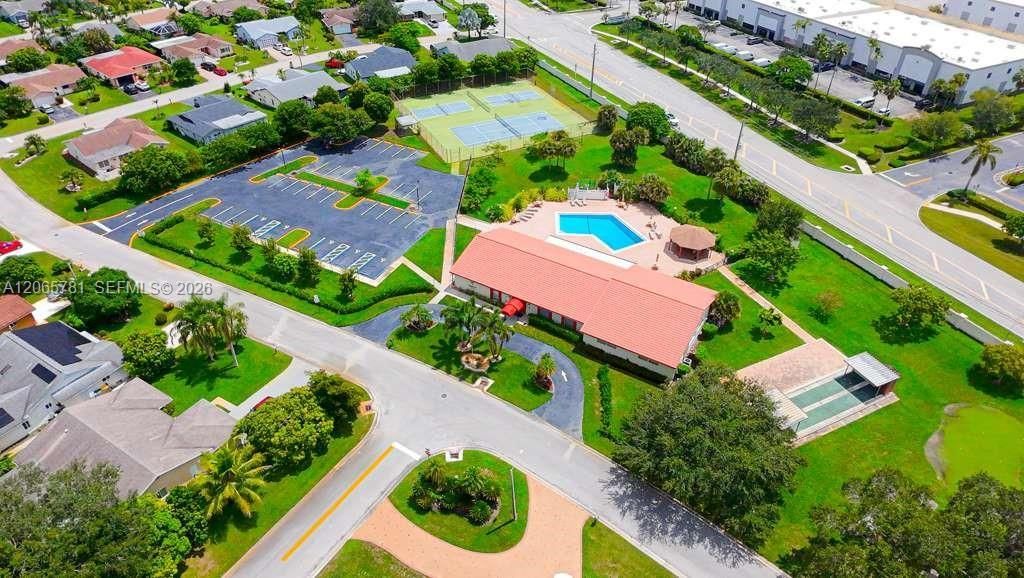 7112 NW 107th Ave, Tamarac, FL 33321 Photo
