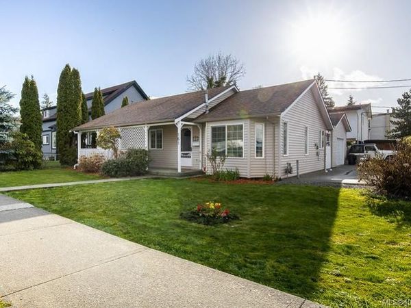 161 MCKINSTRY Rd, Duncan, BC V9L 3K7