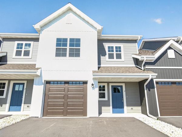 1675 Reigle DRIVE, Unit 3, Kewaskum, WI 53040
