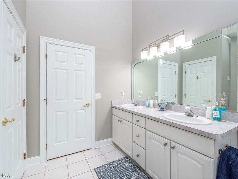 44 Haskell Drive, Bratenahl, OH 44108 Photo 30