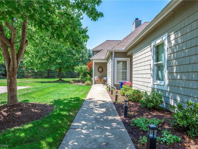44 Haskell Drive, Bratenahl, OH 44108 Photo 4
