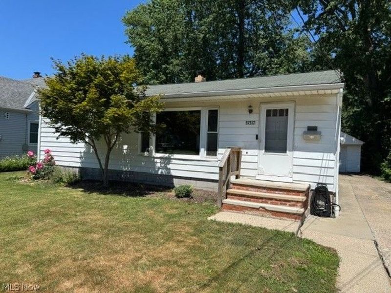 37317 Park Avenue, Willoughby, OH 44094 Photo 1