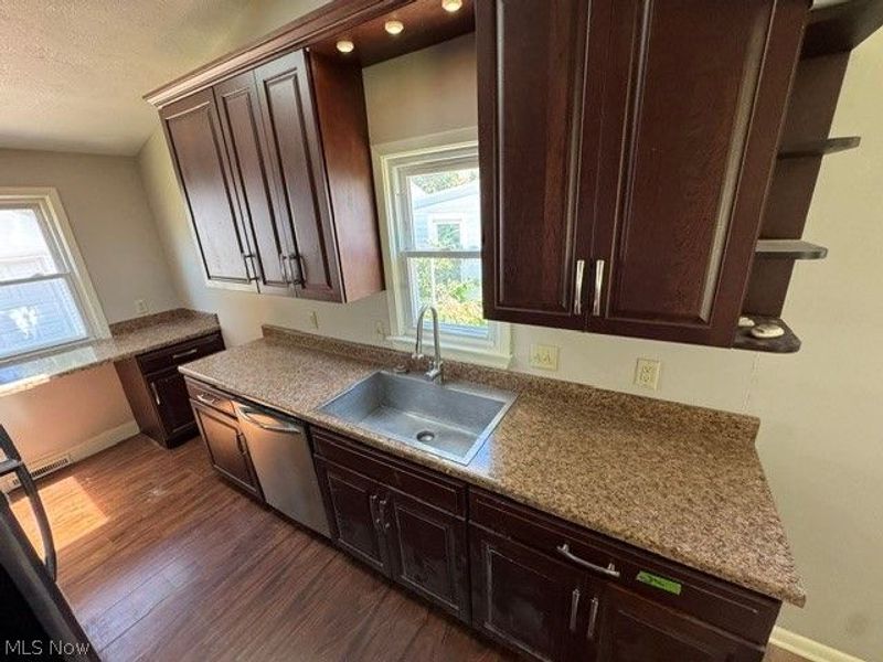37317 Park Avenue, Willoughby, OH 44094 Photo 6