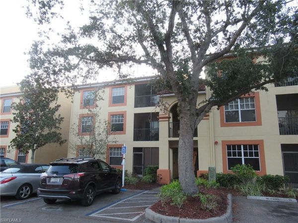 7935 Preserve CIR , Unit 413, NAPLES, FL 34119
