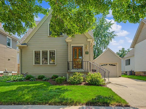 1206 1st Street NW, Rochester, MN 55901