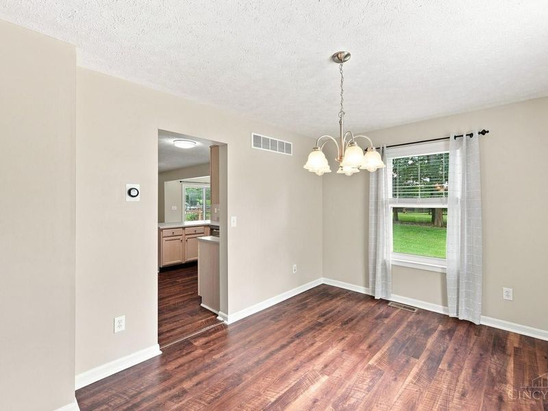 152 Saddle Creek Lane, Hamilton Twp, OH 45039 Photo 10