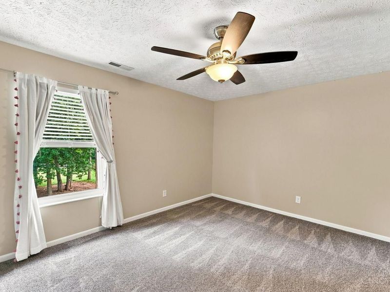 152 Saddle Creek Lane, Hamilton Twp, OH 45039 Photo 36