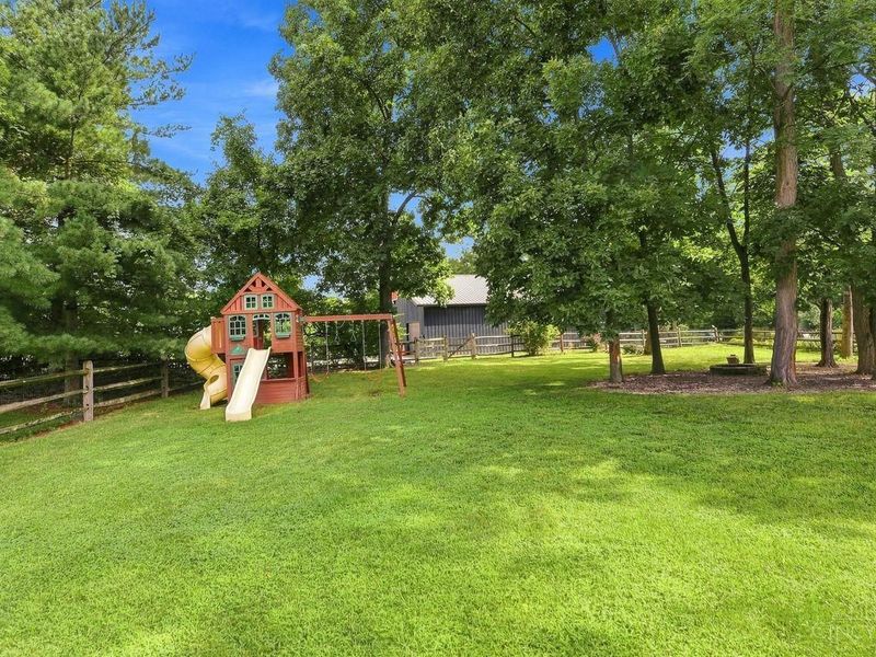 152 Saddle Creek Lane, Hamilton Twp, OH 45039 Photo 69