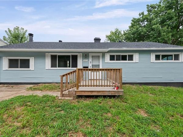 10711 Bristol Terrace, Kansas City, MO 64134