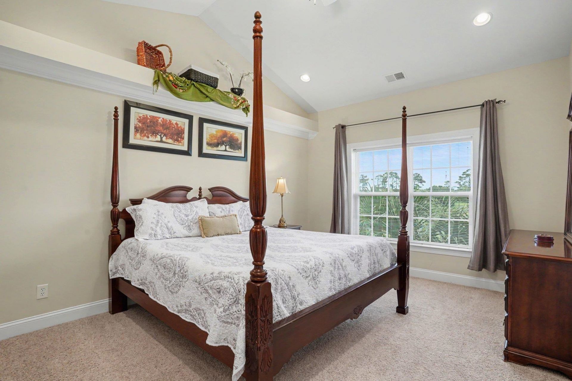 1008 Ray Costin Way Photo 14