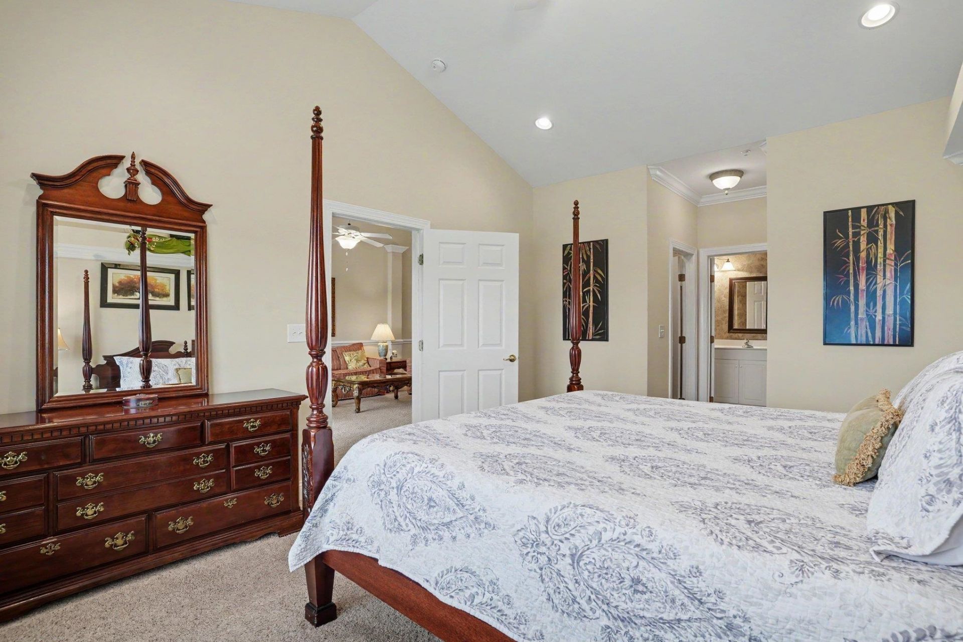 1008 Ray Costin Way Photo 15