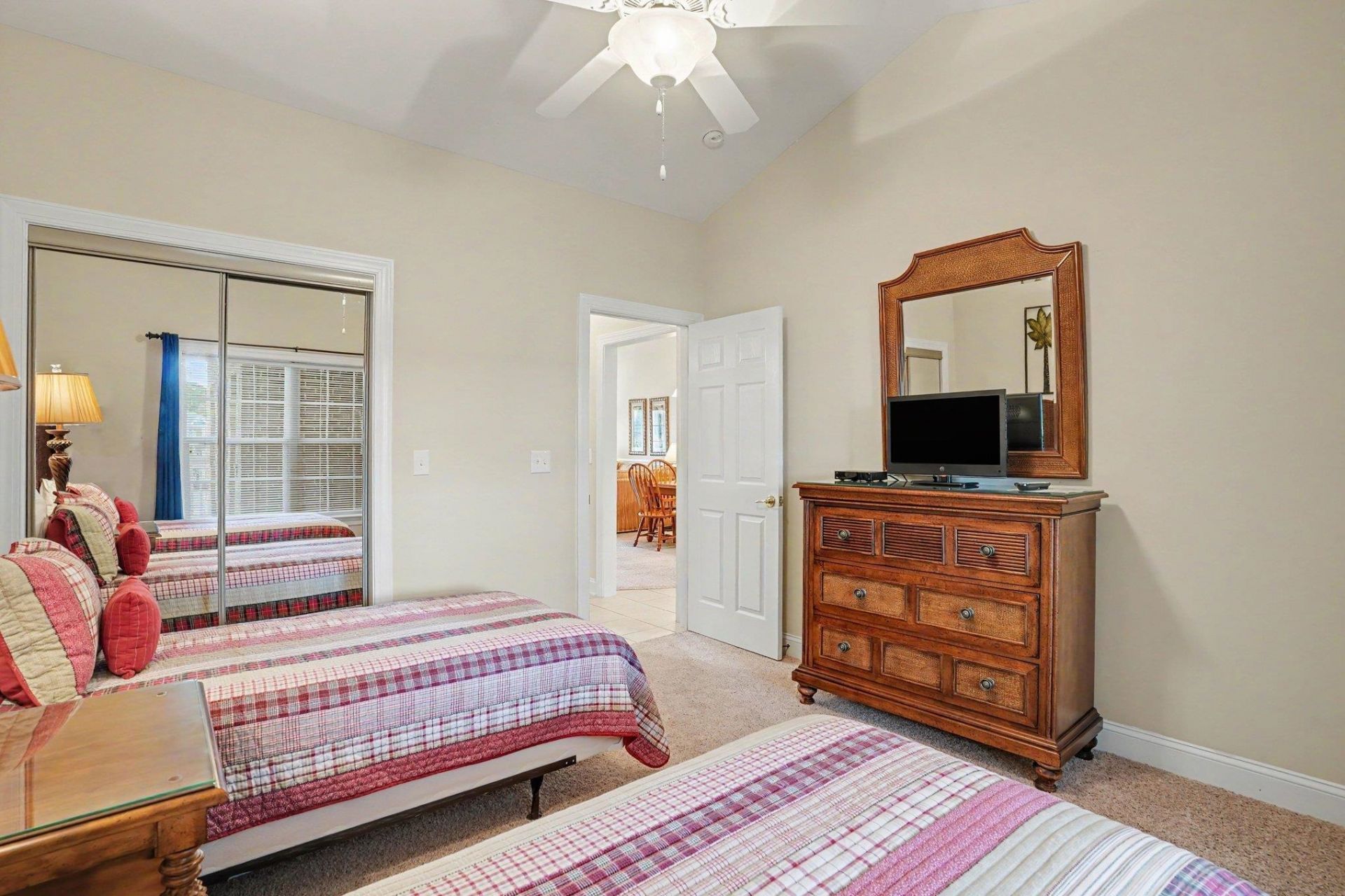 1008 Ray Costin Way Photo 20