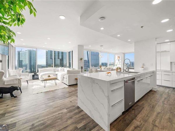 3338 Peachtree Road, Unit 2207, Atlanta, GA 30326