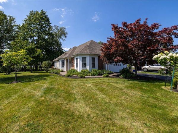 760 Bel Arbor Trail , Webster, NY 14580