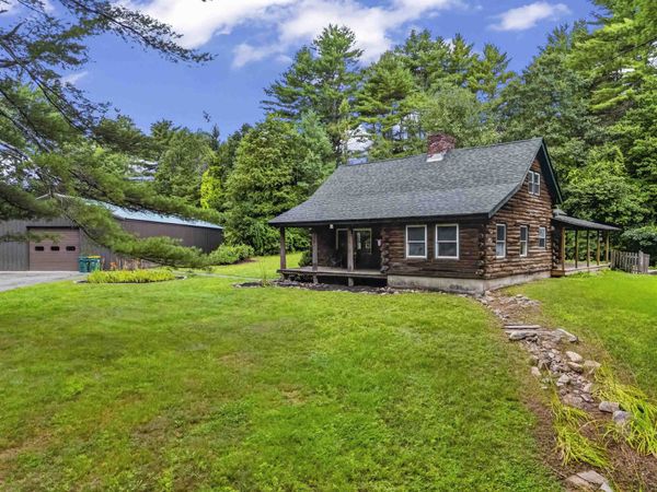 28 Leavitt Road, Fremont, NH 03044