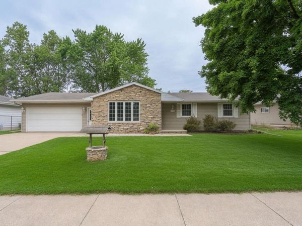 2201 SULLIVAN AVENUE, Kaukauna, WI 54130