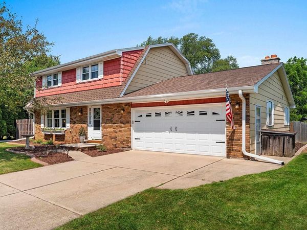 1724 MURPHY COURT, Green Bay, WI 54303