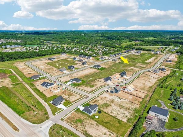 Lt141 LIMESTONE LANE, Slinger, WI 53086