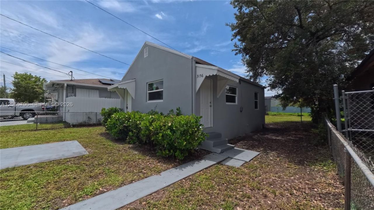 3156 NW 55th St , Miami, FL 33142 Photo