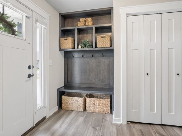 305 Magnolia Point, Winterset, IA 50273