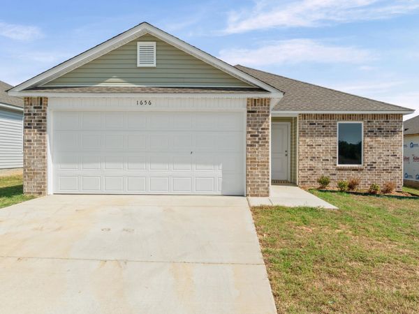 1656 Rambling Brook Drive, Benton, AR 72015