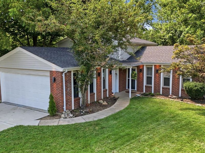 5216 Stirrup Court, West Chester, OH 45069 Photo 1