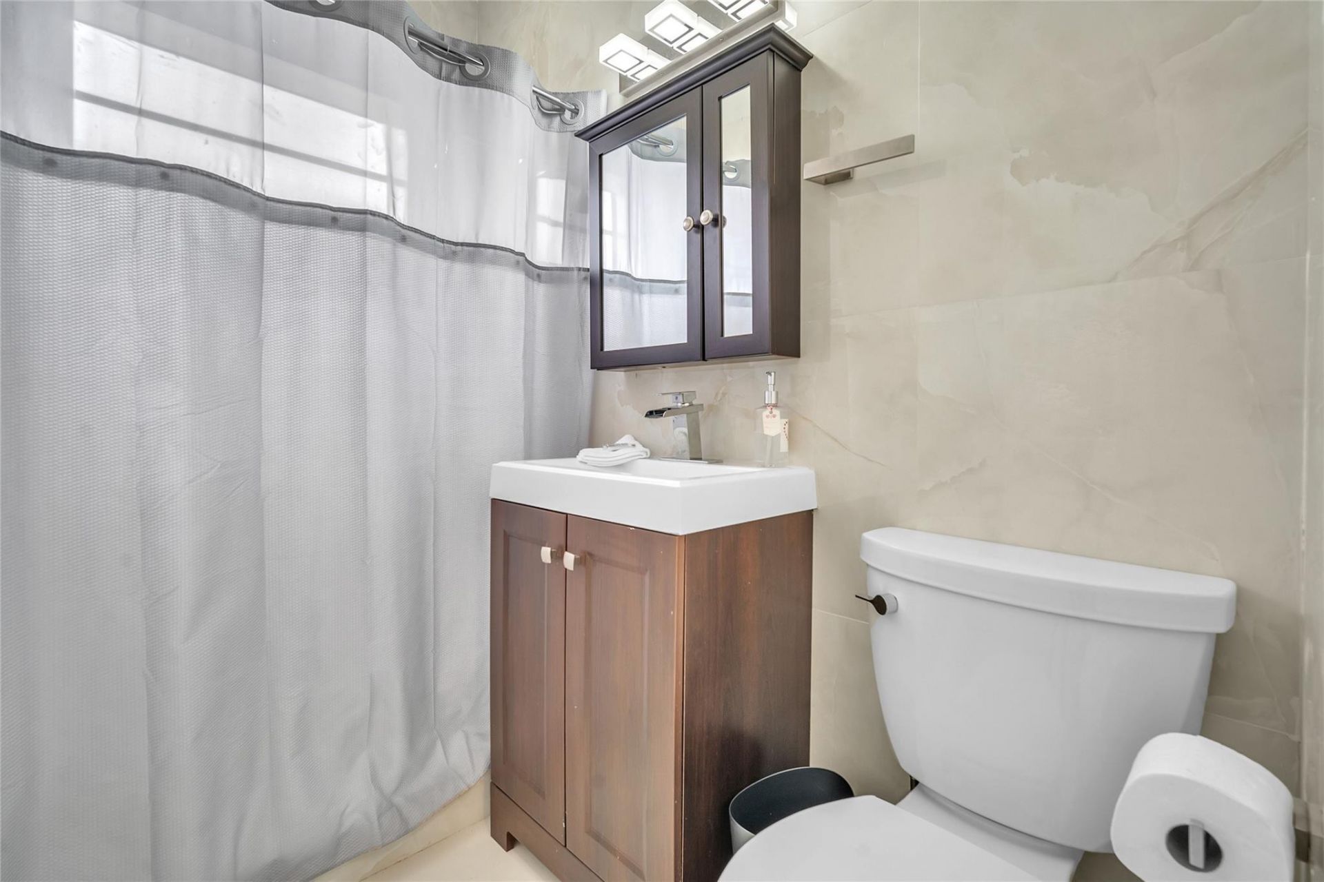 17 NE 9th Avenue, Fort Lauderdale, FL 33301 Photo