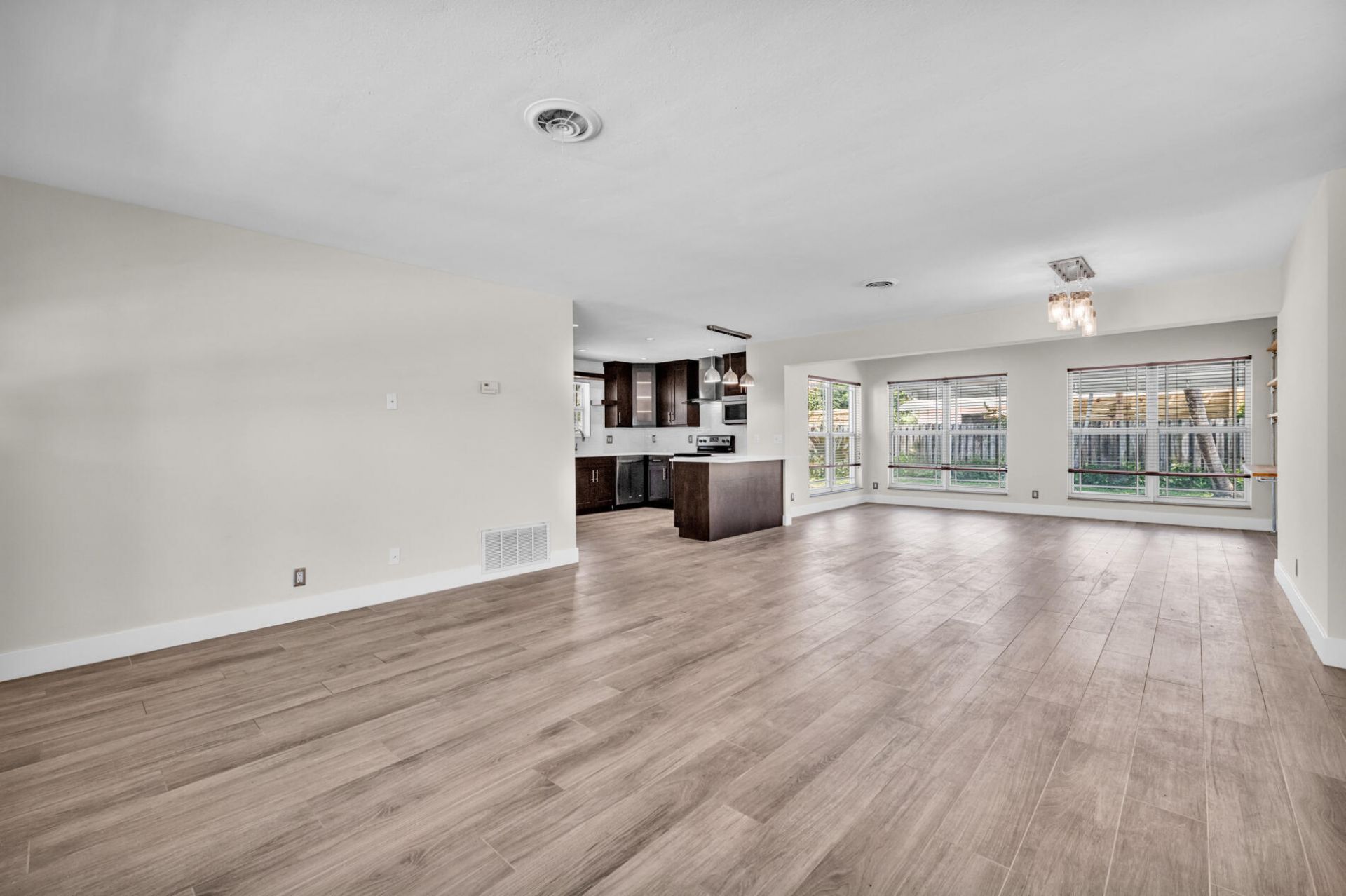 921 SE 15th Court, Deerfield Beach, FL 33441 Photo