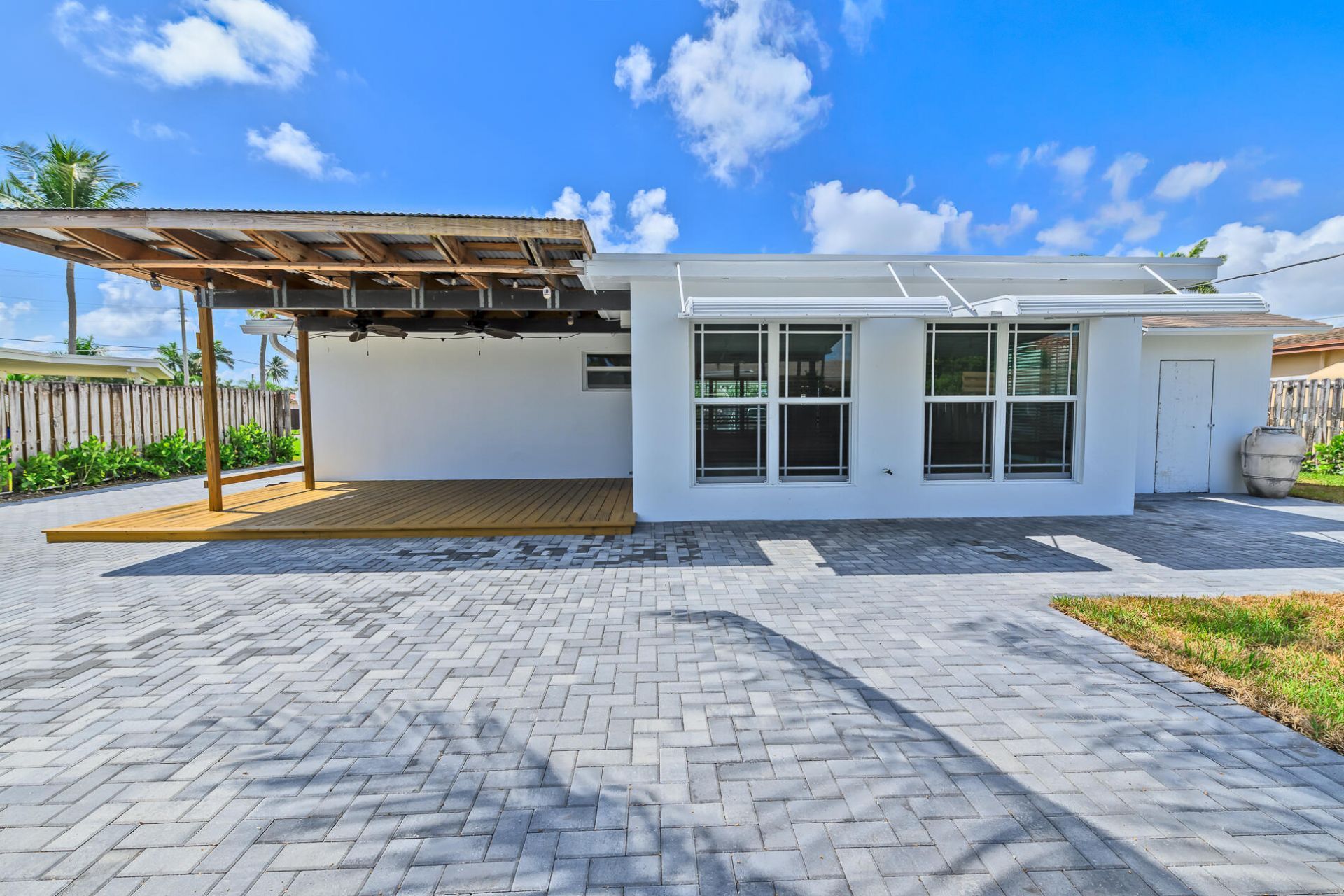 921 SE 15th Court, Deerfield Beach, FL 33441 Photo